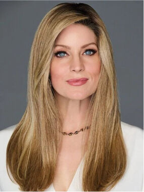 Rachel Welch Top Billing 18" in Shaded Biscuit - Heat Friendly Synthetic Topper